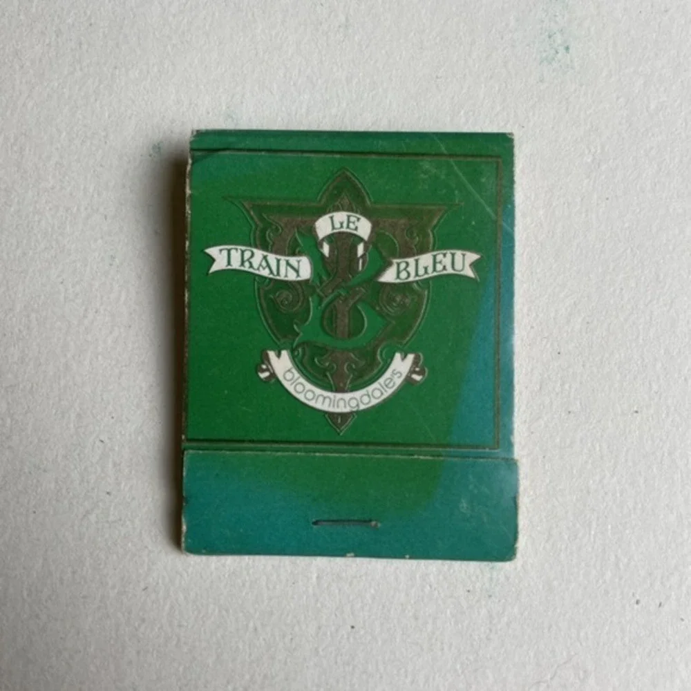 Le Train Bleu Restaurant/ Bloomingdale's, New York City, Full Unstruck Matchbook
